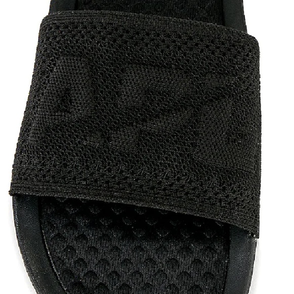 APL TechLoom Velvet Slide - Picture 2 of 10